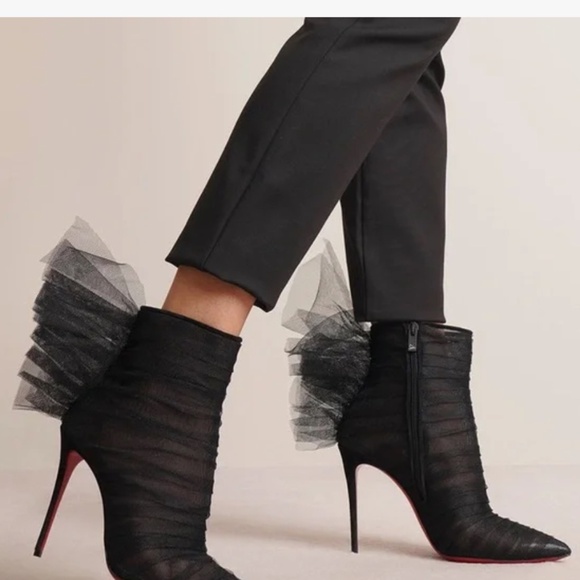 CHRISTIAN LOUBOUTIN  Tulle Nappa Libellibooty 100 Ankle Boots 39 Black - Picture 1 of 7